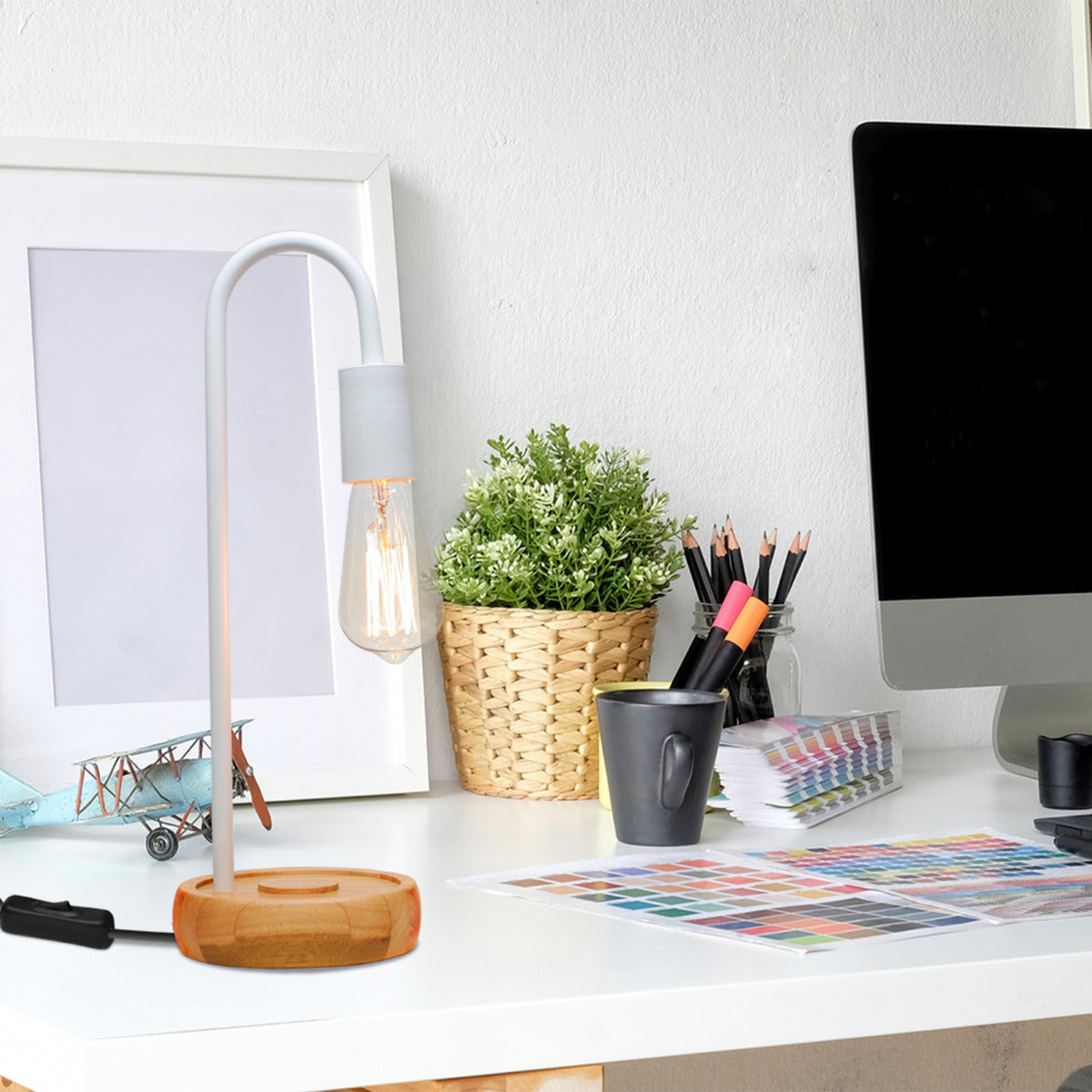 Abajur Flam 1xe27 Branca Taschibra - Thony Ferragem