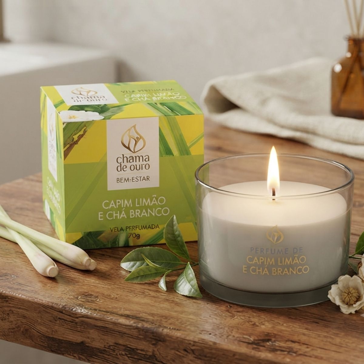 Vela Perfumada 70g Capim-Limão e Chá Branco Chama de Ouro